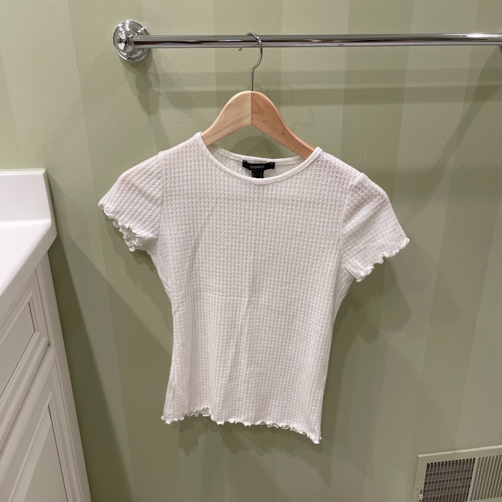 Forever 21 Tshirt